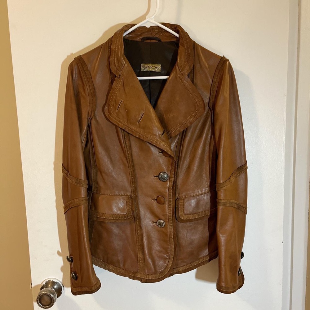 GIMO’s y2k leather jacket